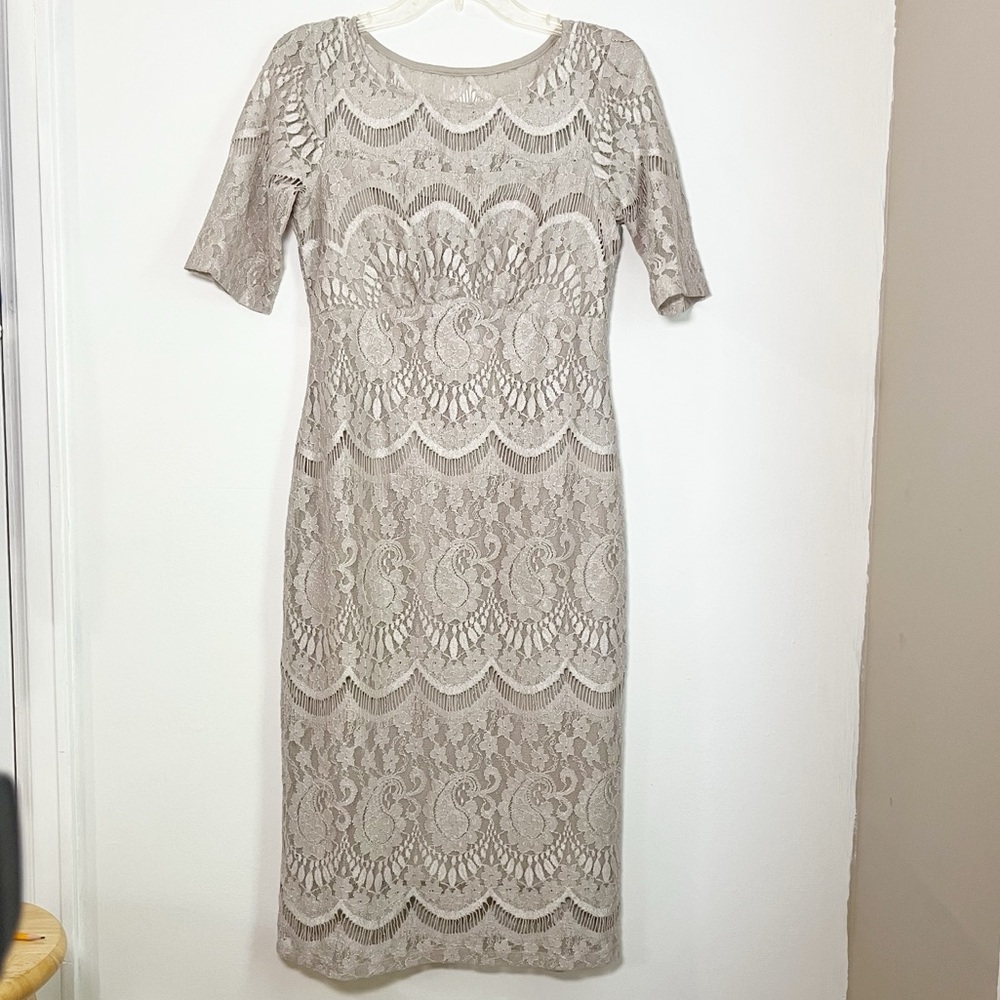 Rabbit Rabbit Rabbit Soft Cream Lace Paisley Dress with Liner